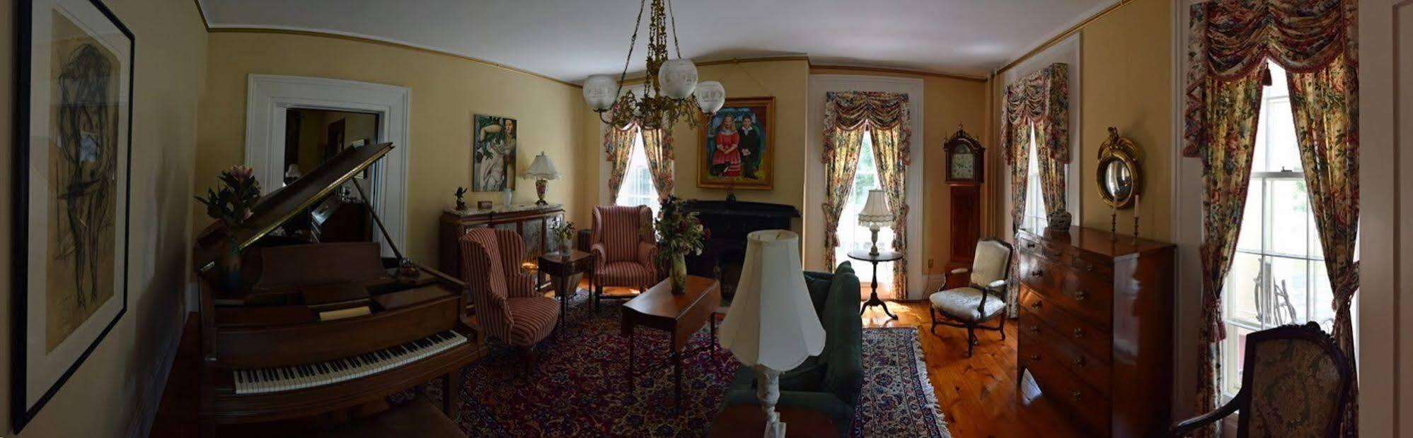 Oakcliff Bed And Breakfast Halfmoon Buitenkant foto